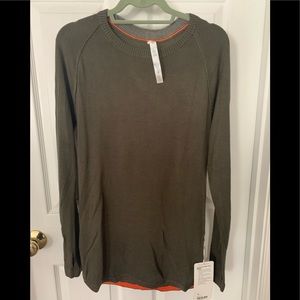 Brand new Lululemon Sunshine Coast Long Sleeve